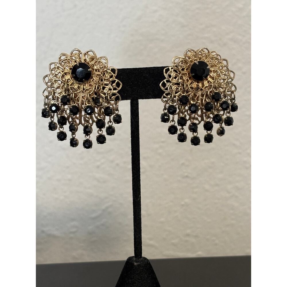 Vintage Gold Tone Filigree & Black Faceted Beads Clip on Earrings